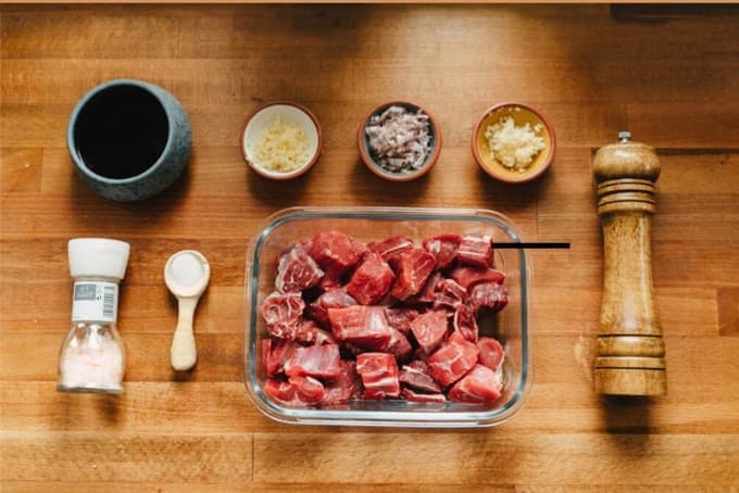 Nguyên liệu nấu thịt bò sốt vang hương vị miền Bắc