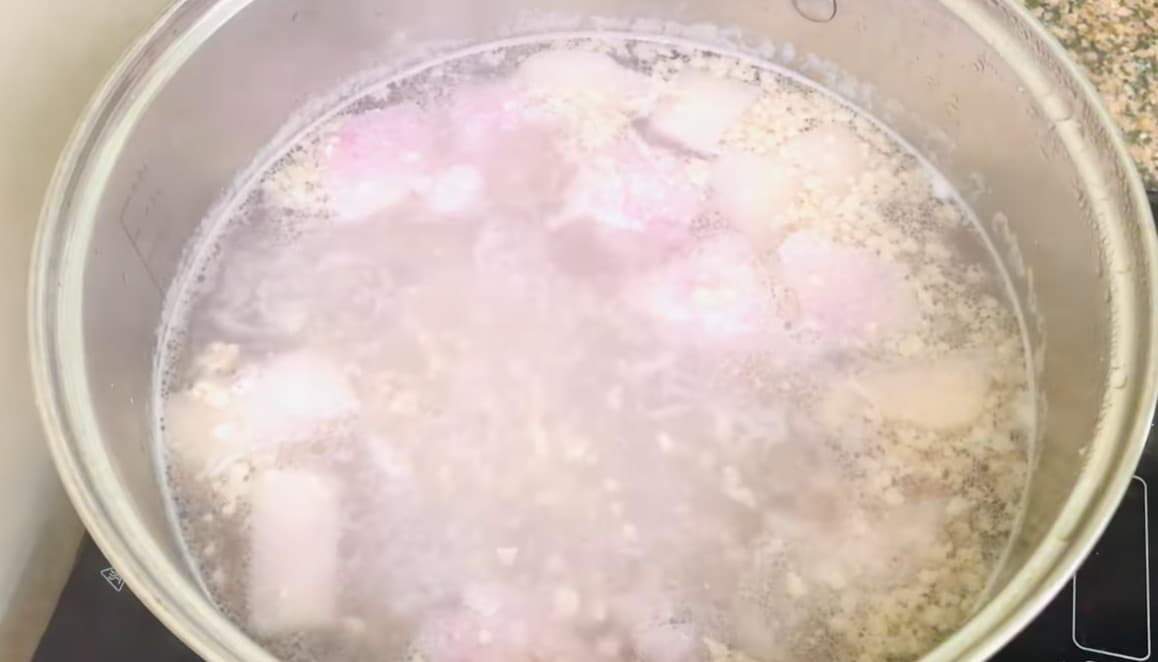 Cách nấu canh khoai mỡ với thịt bằm